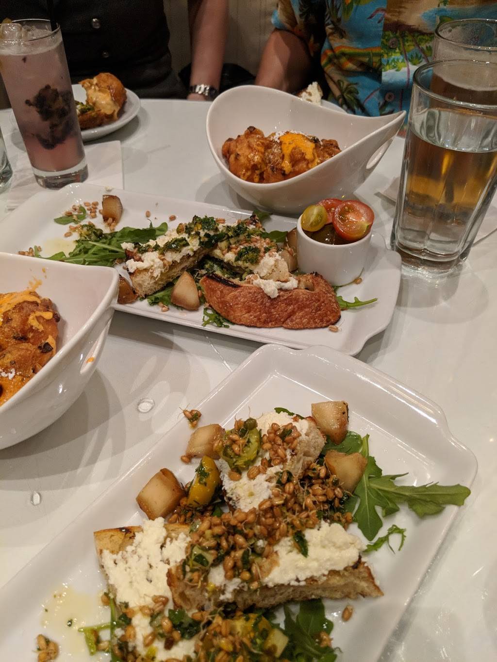 Beatrice & Woodsley | restaurant | 38 S Broadway, Denver, CO 80209, USA | 3037773505 OR +1 303-777-3505