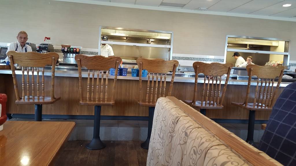 Tee Jayes Country Place | restaurant | 4048 W Broad St, Columbus, OH 43228, USA | 6142741374 OR +1 614-274-1374