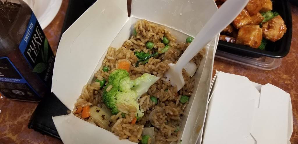 Szechuan Express | restaurant | 2933 Emmorton Rd # B, Abingdon, MD 21009, USA | 4105693506 OR +1 410-569-3506