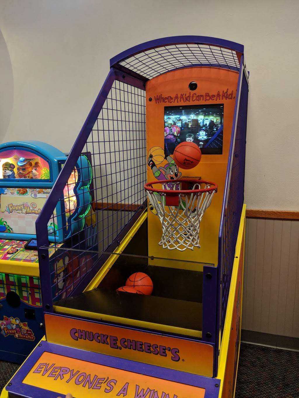Chuck E. Cheeses | restaurant | 1100 E. State Hwy. 131, Clarksville, IN 47129, USA | 8122180808 OR +1 812-218-0808