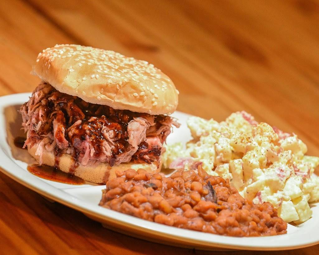 Pork on a Fork BBQ and Catering Deer Valley | restaurant | 1515 W Deer Valley Rd, Phoenix, AZ 85027, USA | 6234341794 OR +1 623-434-1794