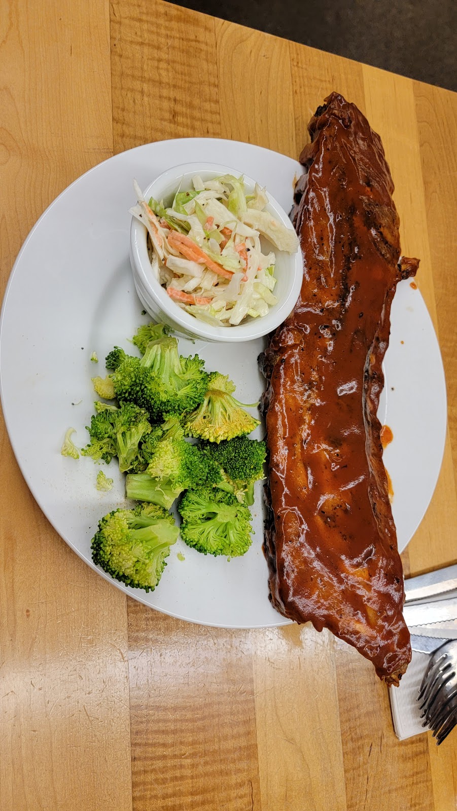 Lunas Bar and Grill | restaurant | 8660 Bankers St, Florence, KY 41042, USA | 8598170104 OR +1 859-817-0104