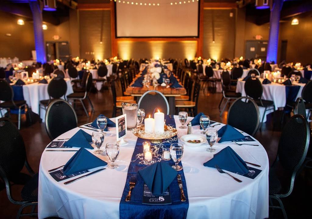 Clyde Iron Works | restaurant | 2920 W Michigan St, Duluth, MN 55806, USA | 2187271150 OR +1 218-727-1150