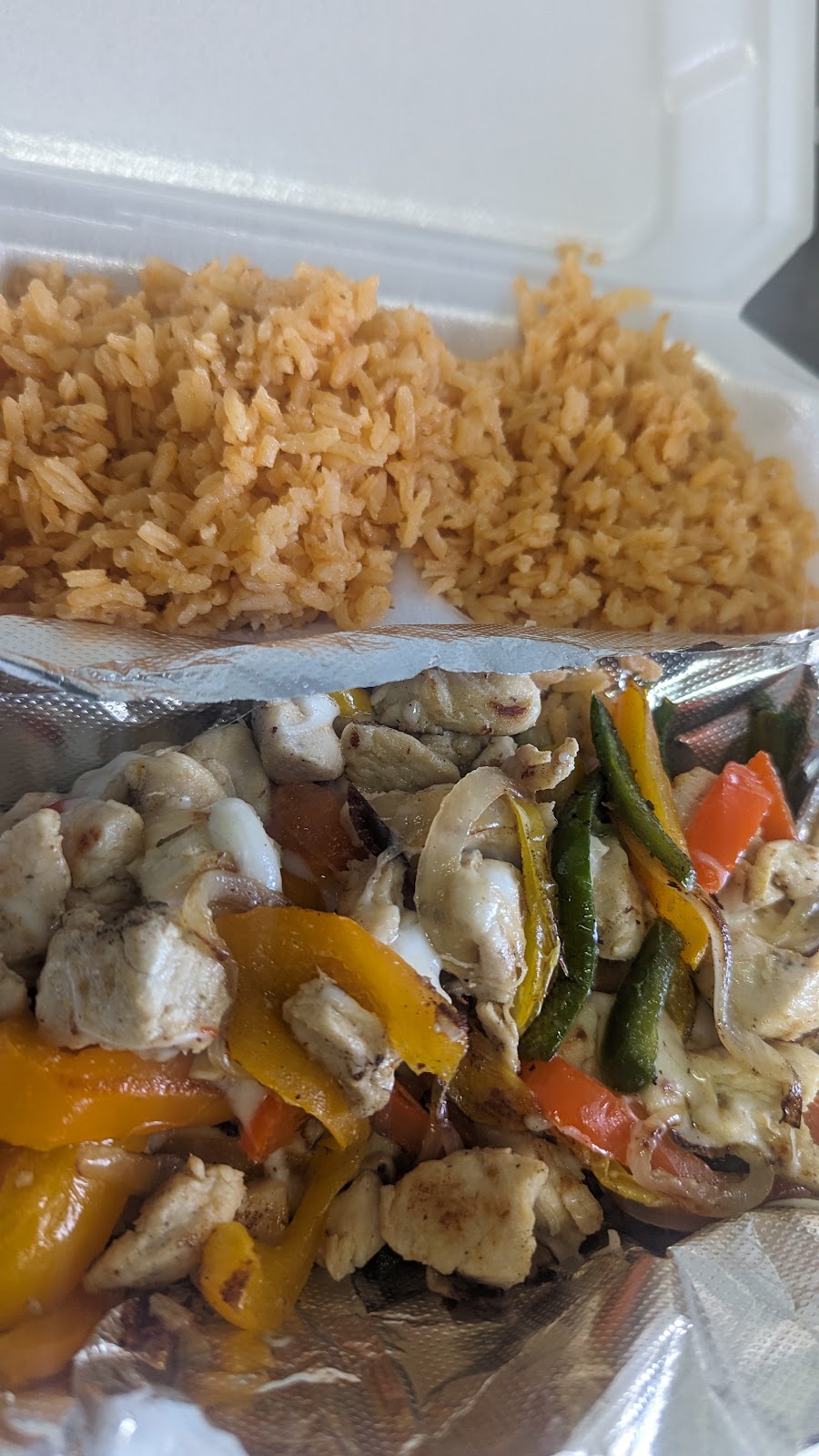 Tachitos MexFood | restaurant | 253 Eglin Pkwy NE, Fort Walton Beach, FL 32547, USA | 8503730887 OR +1 850-373-0887