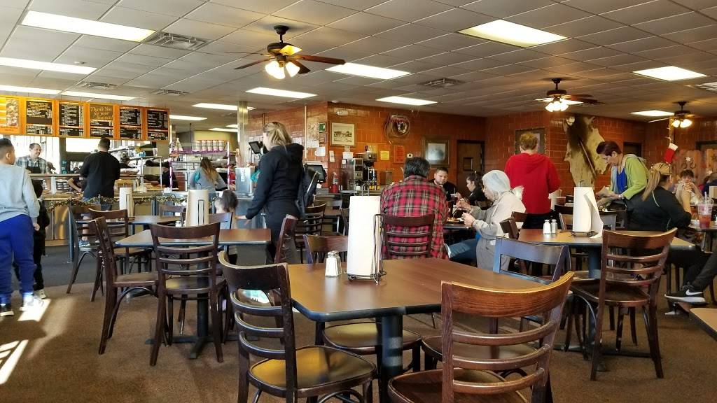 Bill Miller Bar-B-Q | restaurant | 7140 Northwest Loop 410 #4116, San Antonio, TX 78238, USA | 2105231263 OR +1 210-523-1263