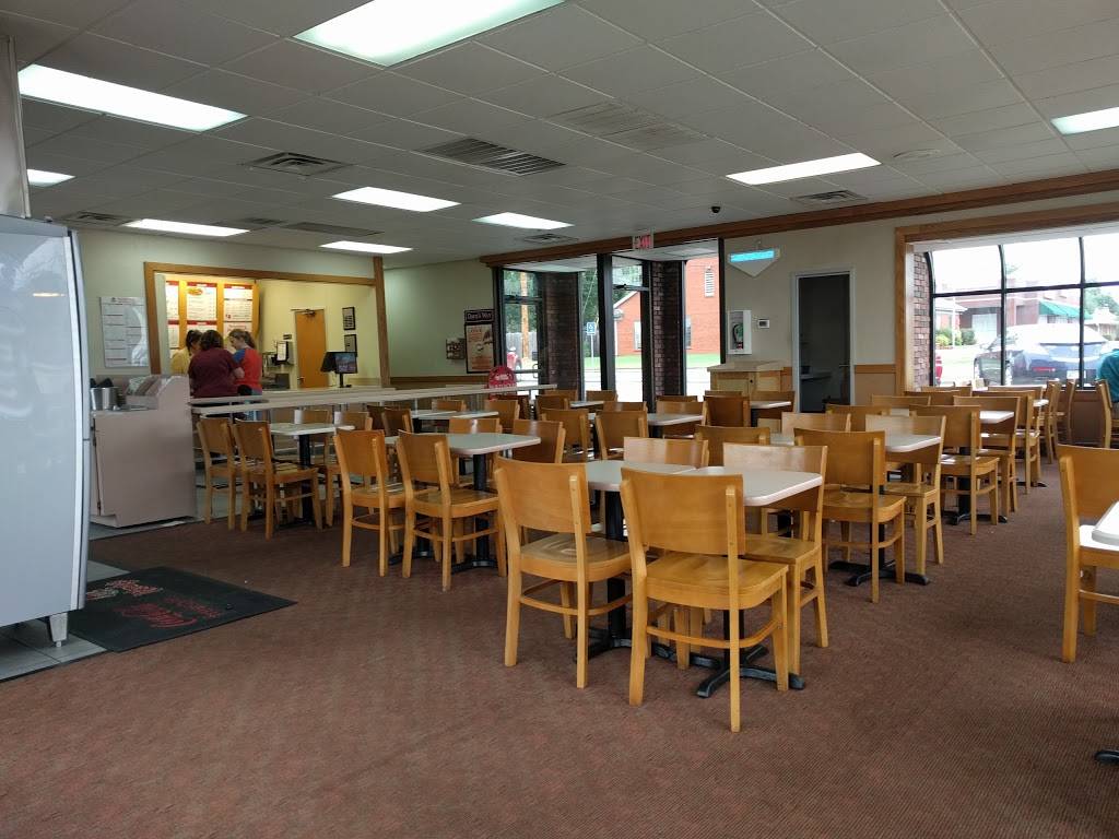 Wendys | restaurant | 3341 E 31st St, Tulsa, OK 74135, USA | 9187125367 OR +1 918-712-5367