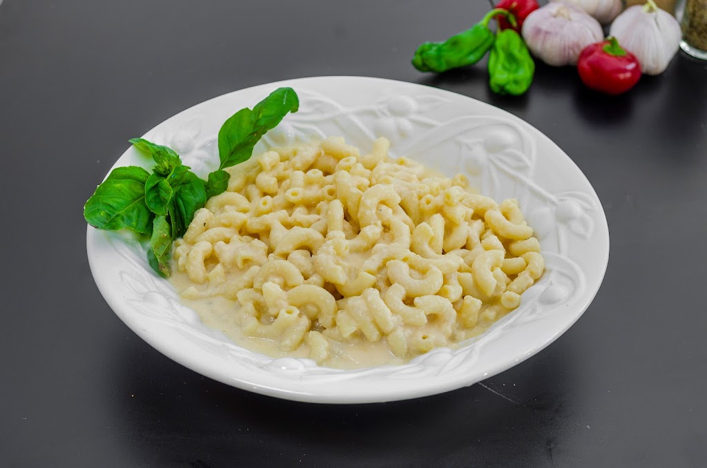 Fialkoffs Kosher Pizza | restaurant | 9463 Harding Ave, Surfside, FL 33154, USA | 3053978324 OR +1 305-397-8324