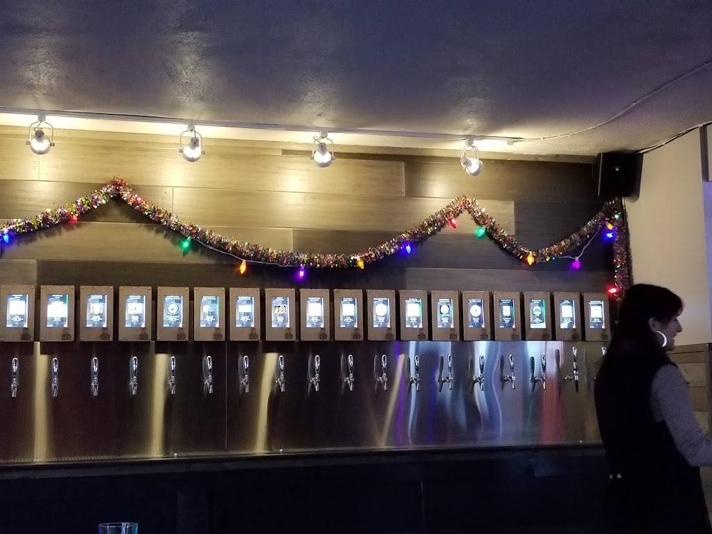 Whistle and Keg | restaurant | 101 W Federal St A, Youngstown, OH 44503, USA | 3307473661 OR +1 330-747-3661