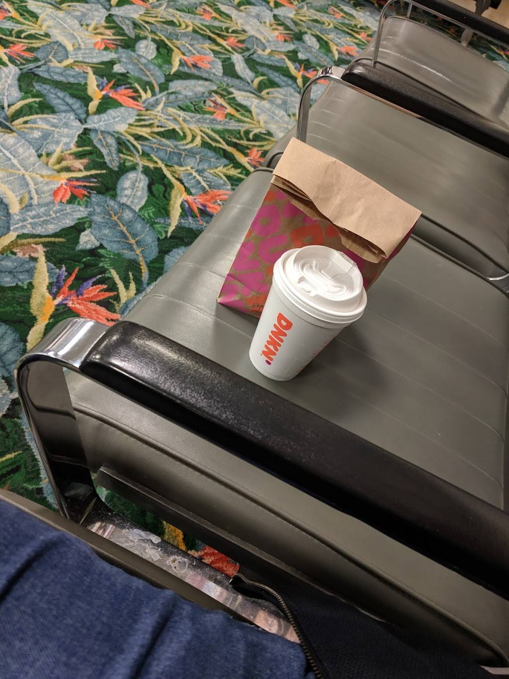 Dunkin | bakery | 1 Air Terminal Pkwy, Melbourne, FL 32901, USA | 3212317830 OR +1 321-231-7830