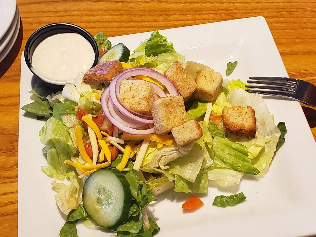 Chilis Grill & Bar | restaurant | 1536 Military Rd, Niagara Falls, NY 14304, USA | 7162977326 OR +1 716-297-7326