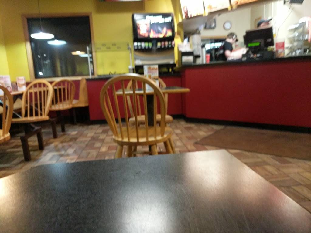 Taco Johns | restaurant | 301 S Rum River Dr, Princeton, MN 55371, USA | 7633895478 OR +1 763-389-5478