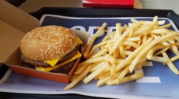 McDonalds | cafe | 517 NY-111, Smithtown, NY 11787, USA | 6317241168 OR +1 631-724-1168