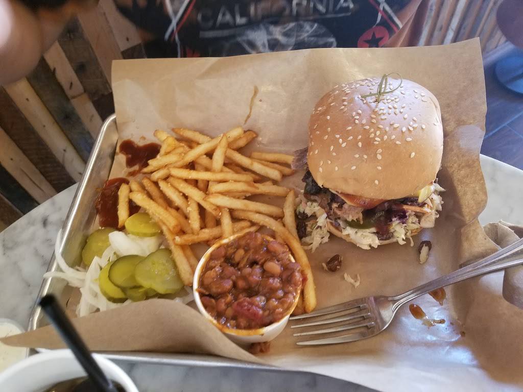 Smoke Tree BBQ Palm Springs | restaurant | 1775 E Palm Canyon Dr Suite 405, Palm Springs, CA 92264, USA | 7607786521 OR +1 760-778-6521