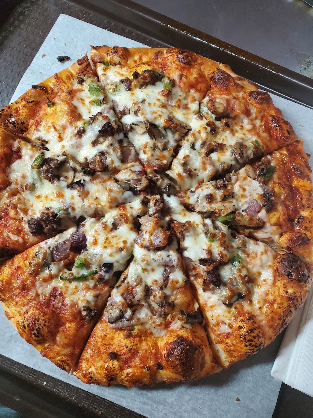 Pharaohs Pizza | restaurant | 1460 N High St, Columbus, OH 43201, USA | 6142990950 OR +1 614-299-0950