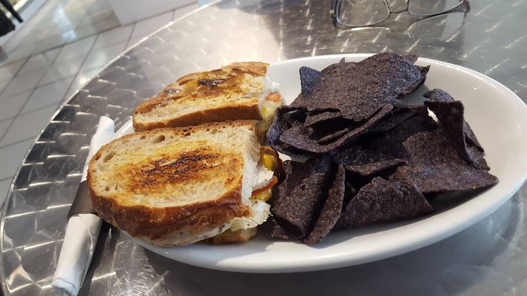 Organic 3 Cafe | restaurant | 4446 Main St, Buffalo, NY 14226, USA | 7162040031 OR +1 716-204-0031