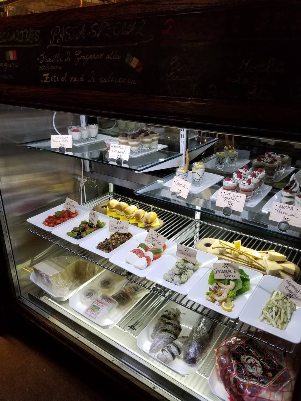 Tutto Gusto Wine Cellar | restaurant | North, 1770 Avenue of the Stars, Lake Buena Vista, FL 32830, USA | 4075608040 OR +1 407-560-8040