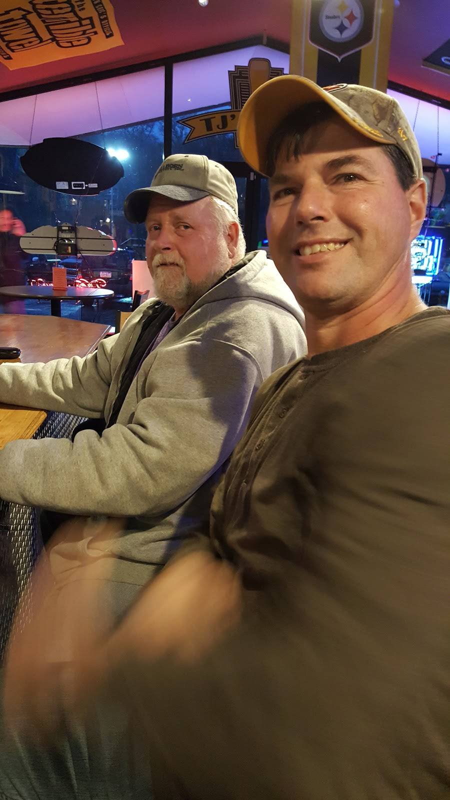 Tjs Pub | restaurant | 2600 Ardmore Blvd, Pittsburgh, PA 15221, USA | 4128233340 OR +1 412-823-3340