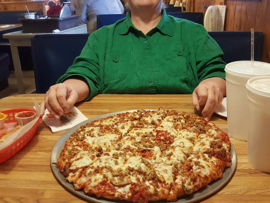 Pizza King | restaurant | 2512 Western Ave, Connersville, IN 47331, USA | 7658255164 OR +1 765-825-5164