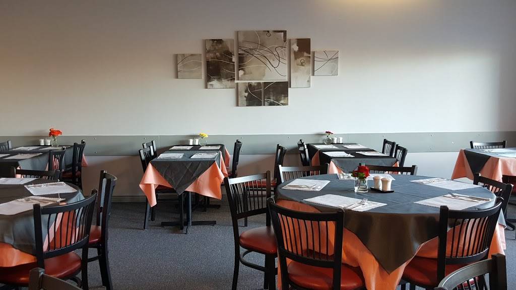 New Queen Restaurant | meal takeaway | 1 Hobin St, Stittsville, ON K2S 1A6, Canada | 6138366672 OR +1 613-836-6672