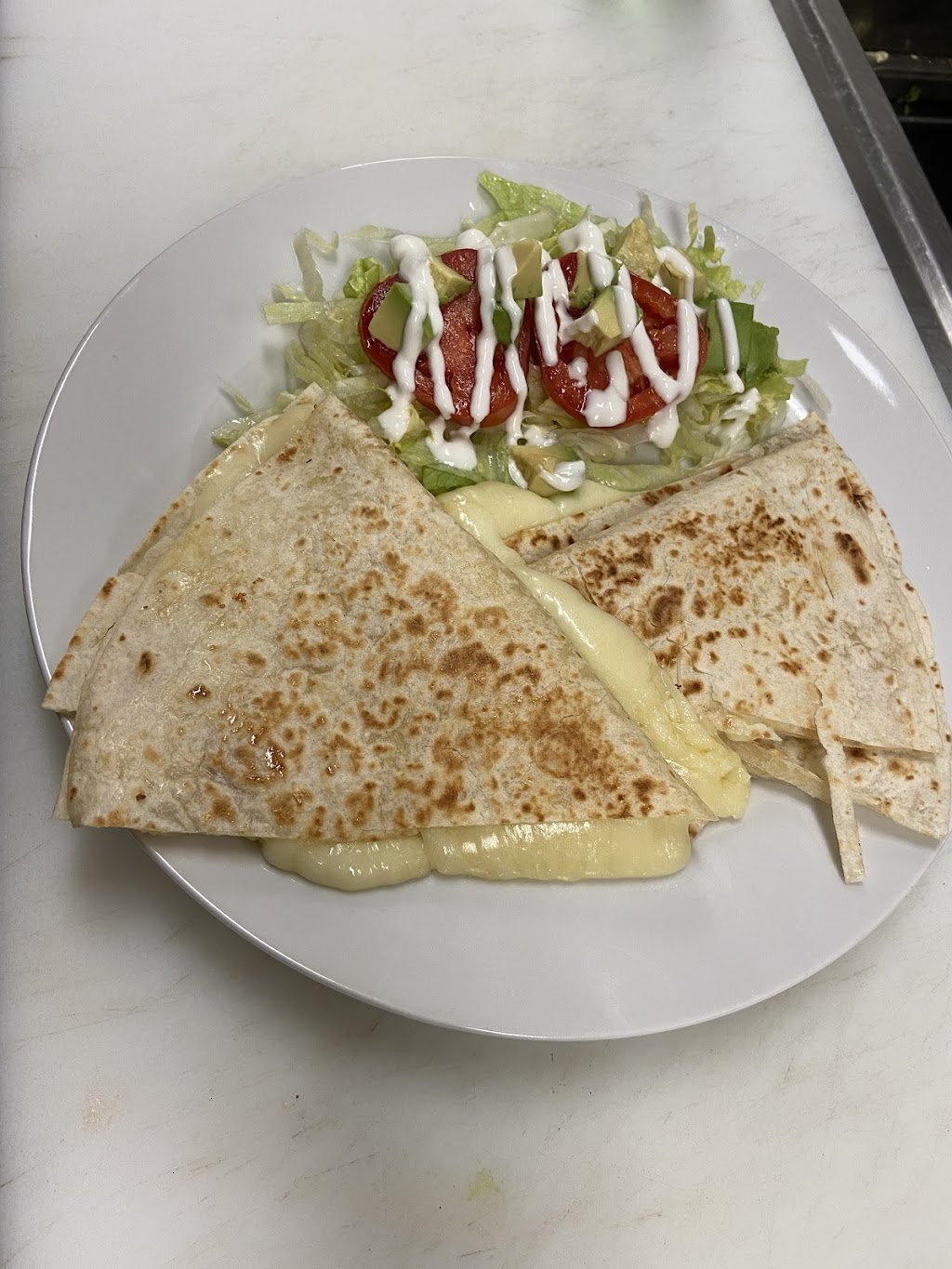 Carnitas Ayala | restaurant | 15555 Main St G4, Hesperia, CA 92345, USA | 7604881510 OR +1 760-488-1510