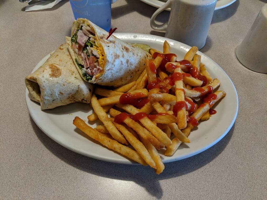 Four Star Family Restaurant | restaurant | 2911 8th St S, Wisconsin Rapids, WI 54494, USA | 7154244554 OR +1 715-424-4554