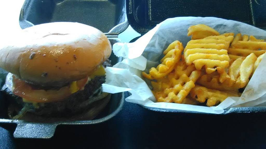 Eat At Oasis Pizza & Grill | restaurant | 1734 W Laskey Rd, Toledo, OH 43613, USA | 4194723663 OR +1 419-472-3663