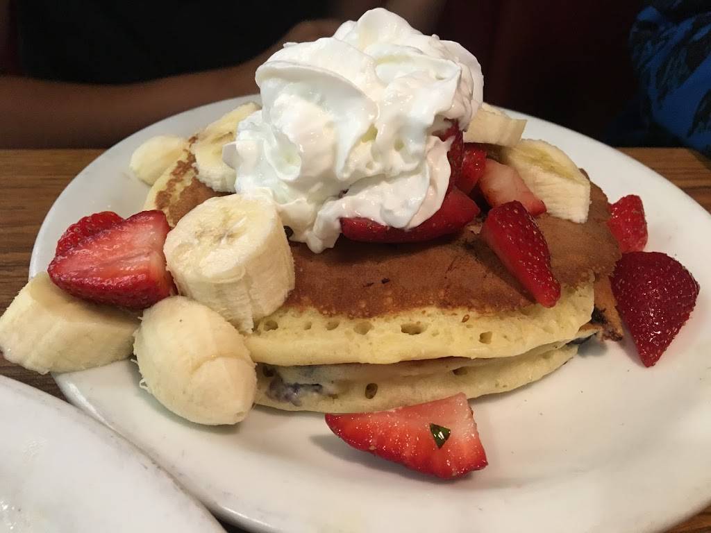 Dennys | restaurant | 9898 Mira Mesa Blvd, San Diego, CA 92131, USA | 8585789090 OR +1 858-578-9090