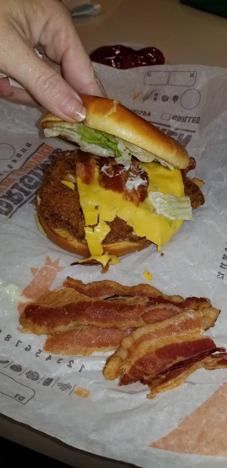 Burger King | restaurant | 1131 W Broadway Ave, Forest Lake, MN 55025, USA | 6514644840 OR +1 651-464-4840