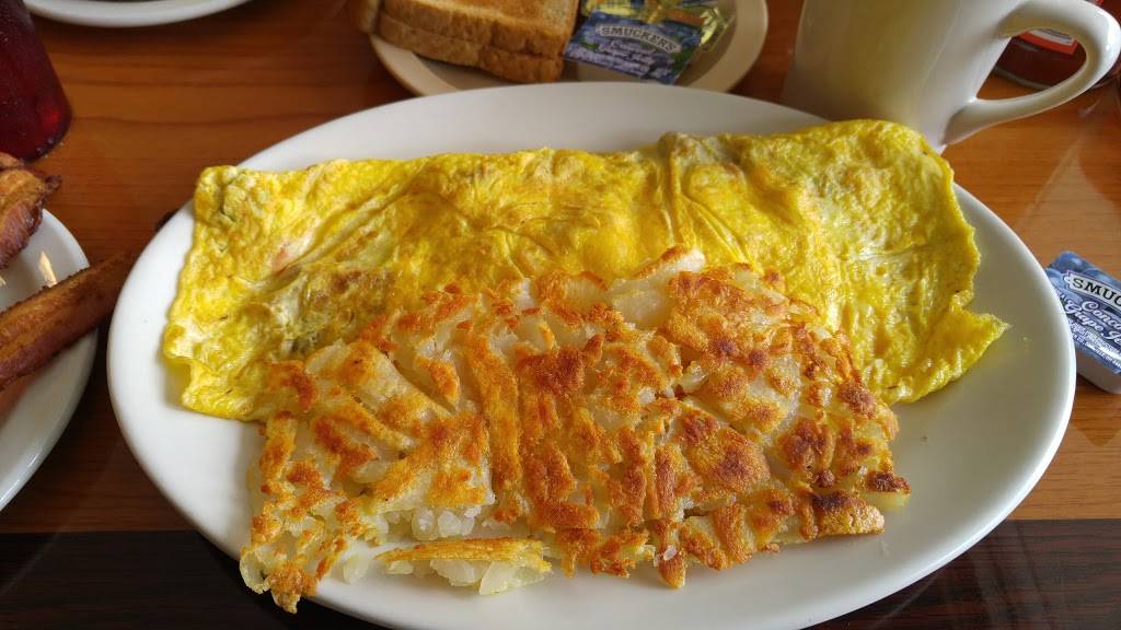 The Onion Roll | restaurant | 6935 W North Ave, Oak Park, IL 60302, USA | 7083832548 OR +1 708-383-2548