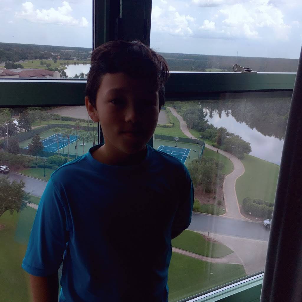 Quench Poolside Bar & Grill | restaurant | 4040 Central Florida Pkwy, Orlando, FL 32837, USA | 4073934777 OR +1 407-393-4777