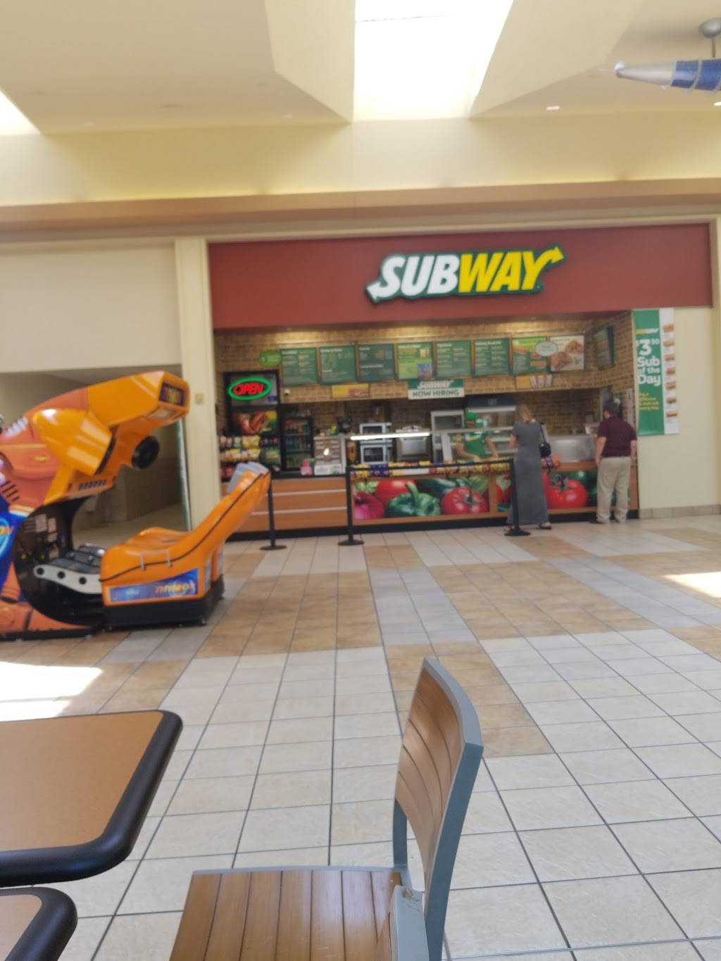 Subway | restaurant | 4801 Outer Loop, Louisville, KY 40219, USA | 5029695898 OR +1 502-969-5898