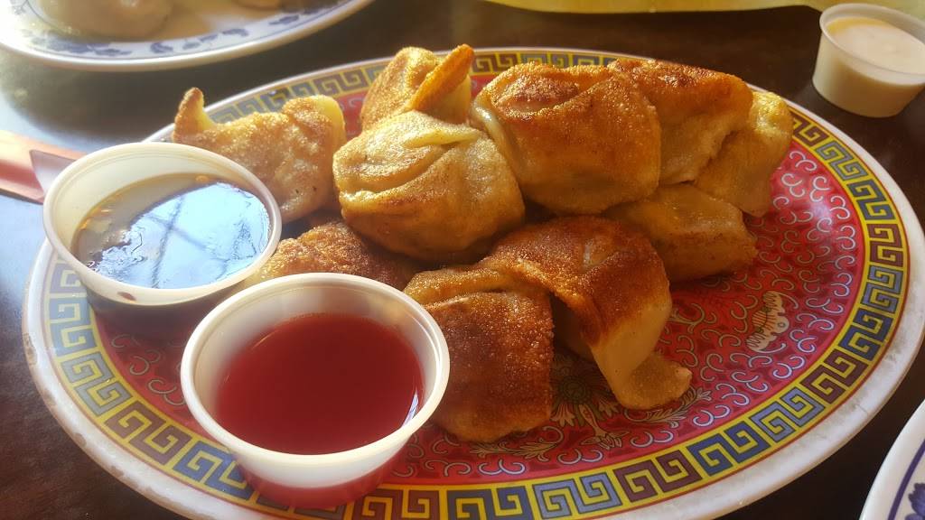 Dumpling House & London Fishn Chips | restaurant | 129 E St B, Davis, CA 95616, USA | 5307537210 OR +1 530-753-7210