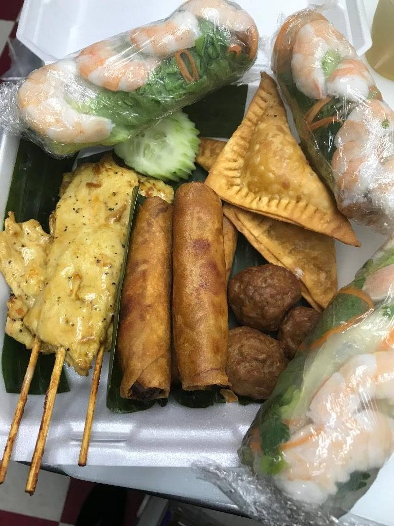 Hot n spicy | restaurant | 4602 Monona Dr, Madison, WI 53716, USA | 6084053095 OR +1 608-405-3095