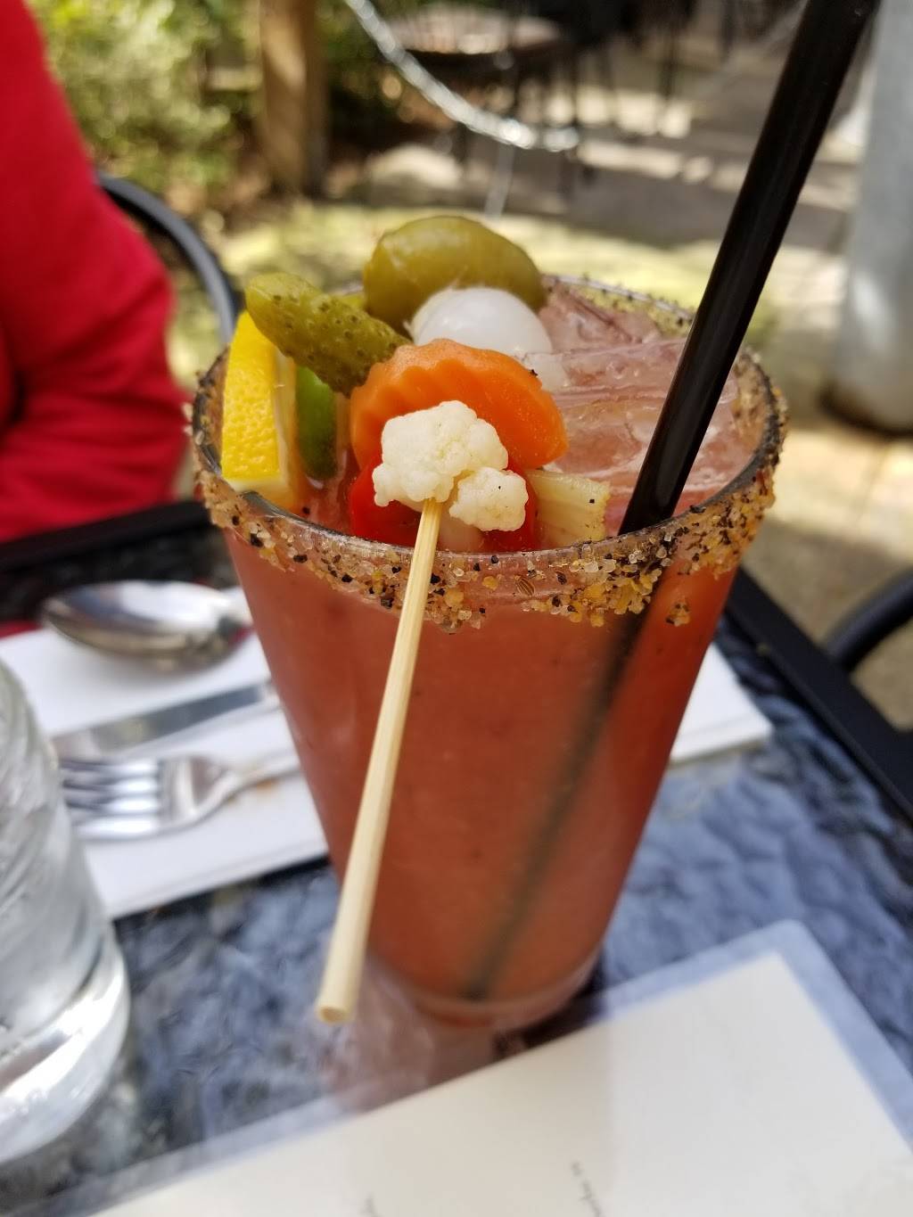 V Restaurant, Bistro & Bar | restaurant | 402 Main St, Murphys, CA 95247, USA | 2097289944 OR +1 209-728-9944