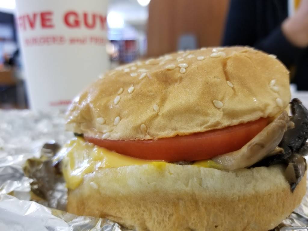 Five Guys | meal takeaway | Ditmars Blvd And, 94th St, Flushing, NY 11369, USA | 7185050565 OR +1 718-505-0565