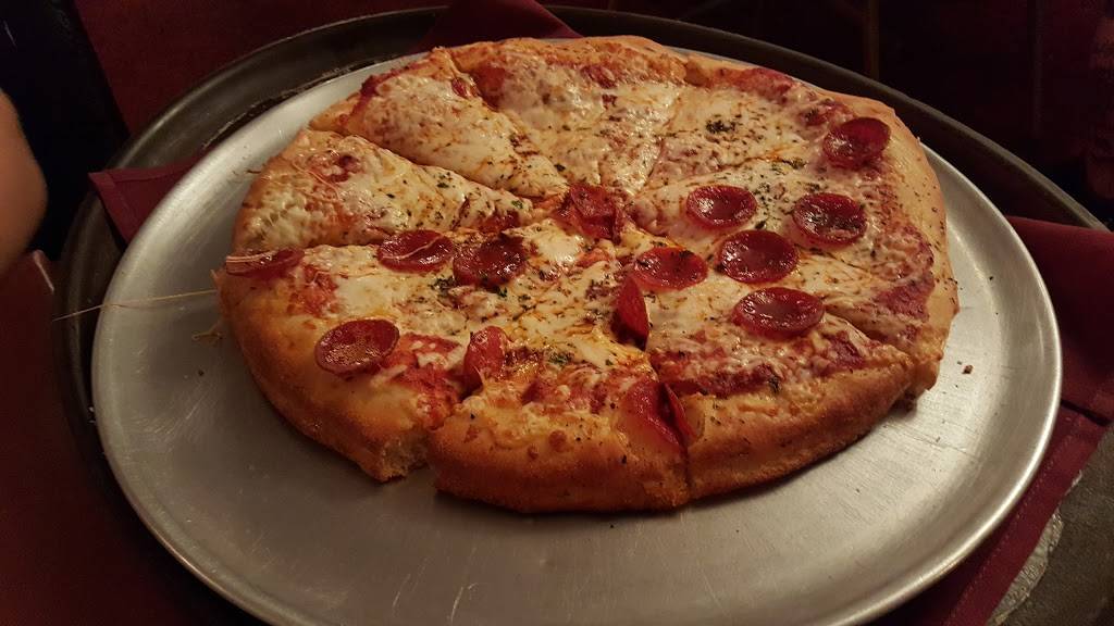 Grazianos | restaurant | 409 N Peterboro St, Canastota, NY 13032, USA | 3156977690 OR +1 315-697-7690