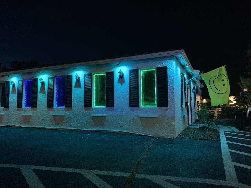 Hippie Trippy Ice Cream Experience | restaurant | 12730 McGregor Blvd, Fort Myers, FL 33919, USA | 2399859895 OR +1 239-985-9895