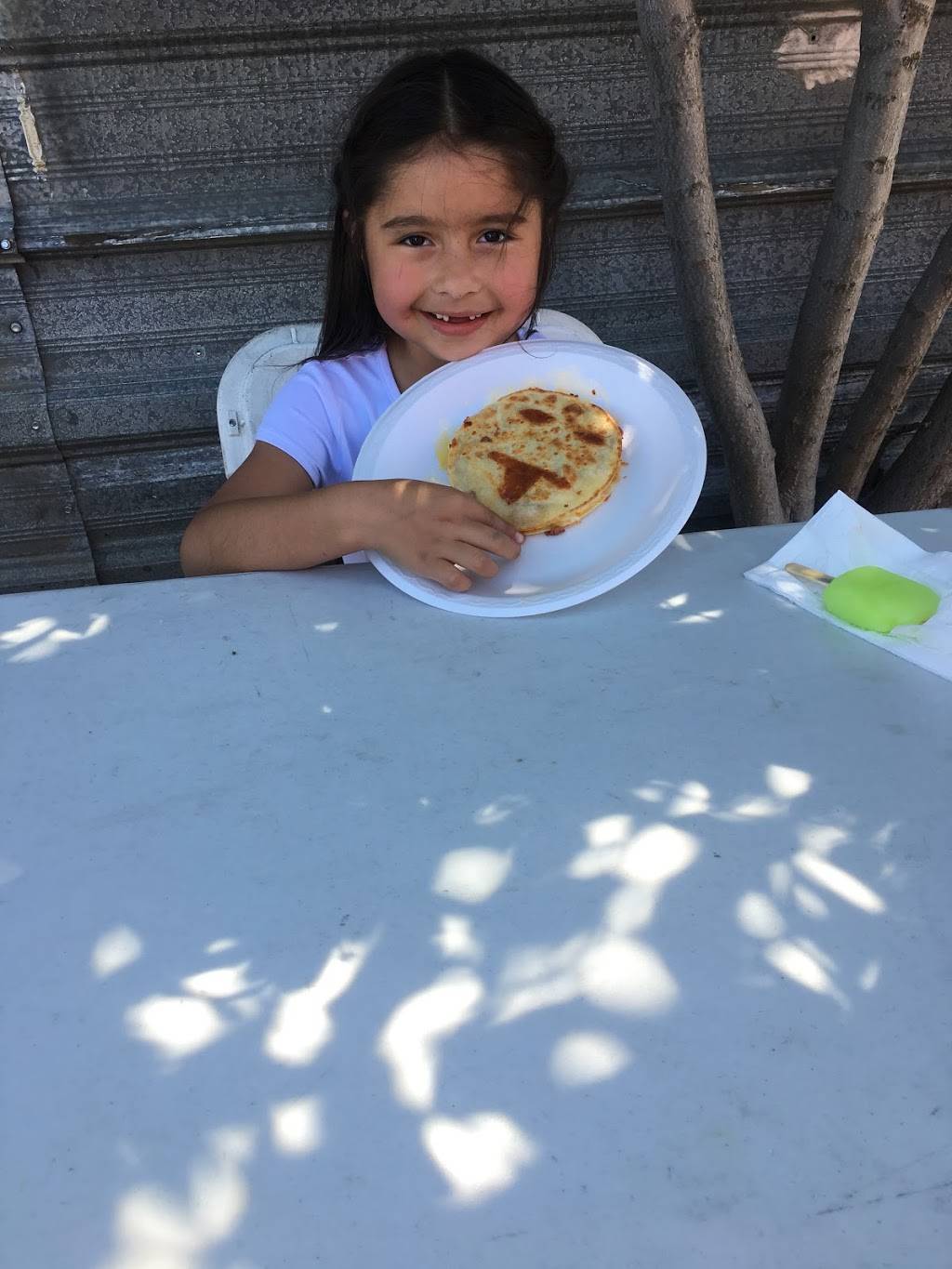 Las Nenas Taqueria | restaurant | 716 Bell Ave, Sacramento, CA 95838, USA | 9162811186 OR +1 916-281-1186