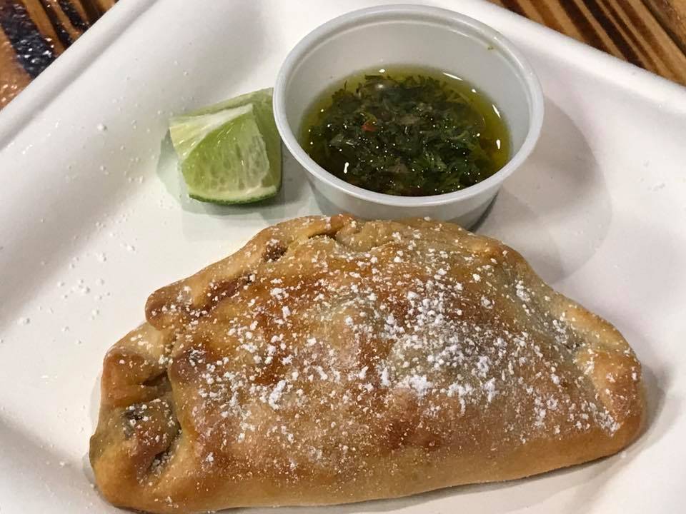 Intruck Coastal Bites | restaurant | 411 E New Haven Ave, Melbourne, FL 32901, USA | 3095740089 OR +1 309-574-0089