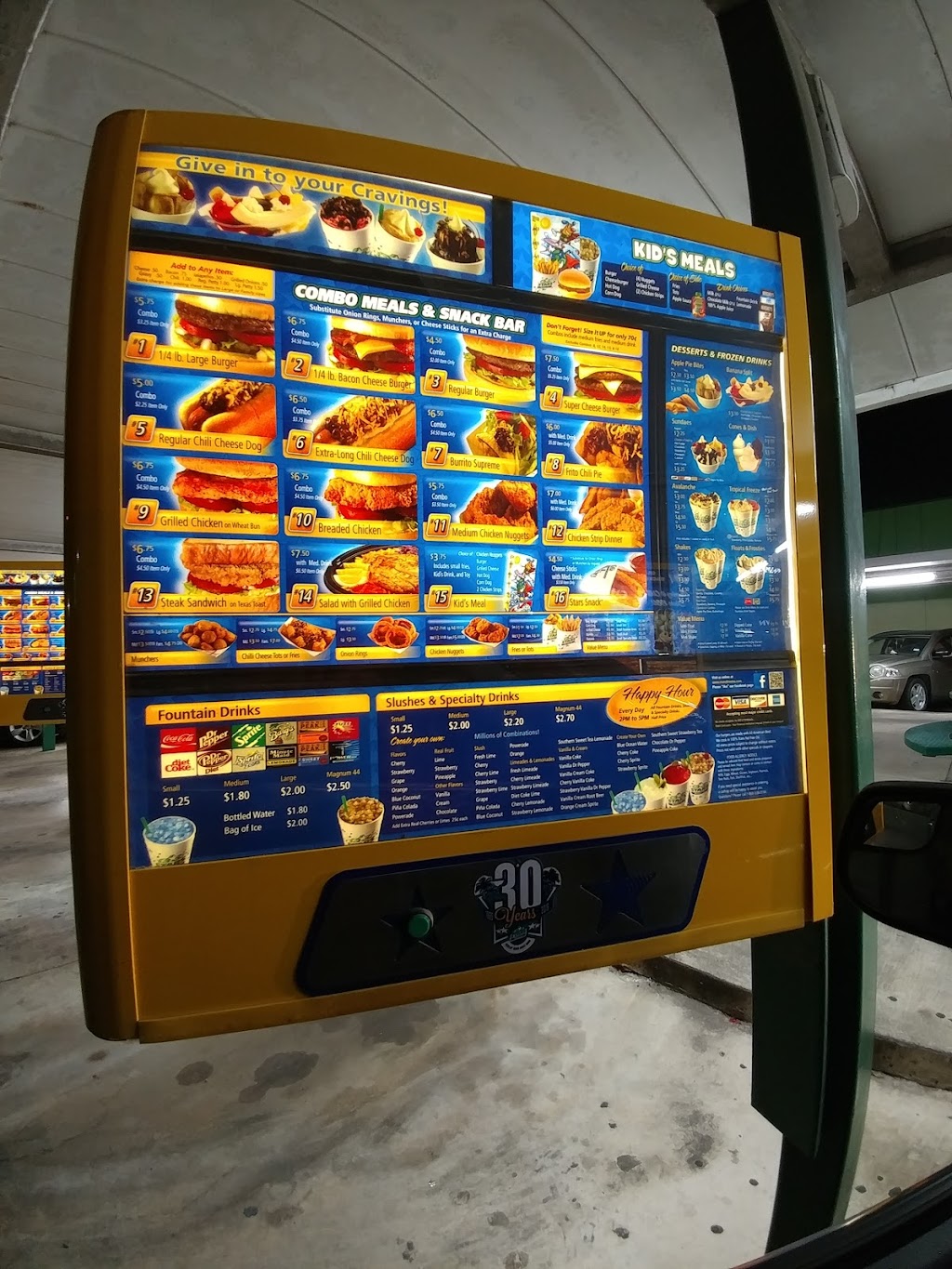 Stars Drive-in | restaurant | 2130 W Nolana Ave, McAllen, TX 78504, USA | 9566862027 OR +1 956-686-2027