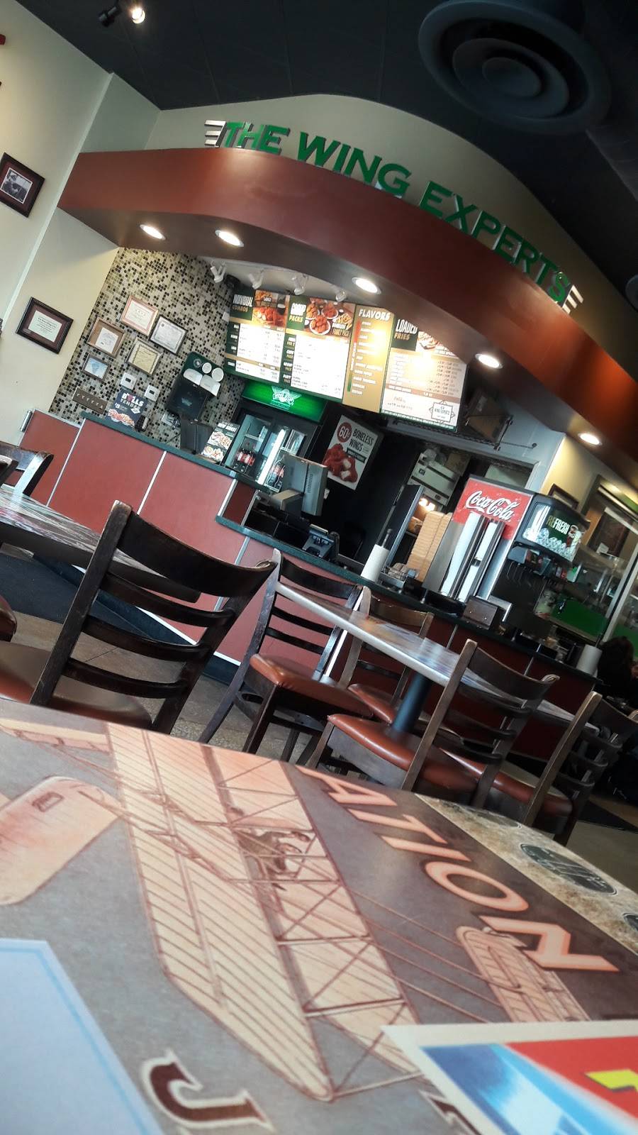 Wingstop | restaurant | 2240 S Cicero Ave, Cicero, IL 60804, USA | 7084776809 OR +1 708-477-6809