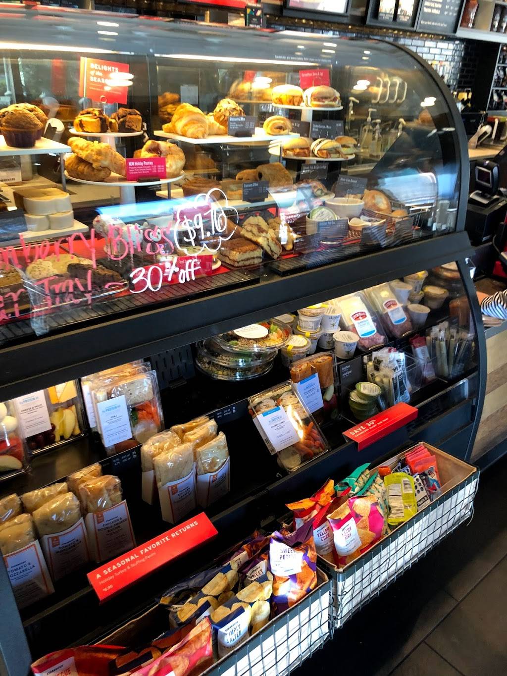 Starbucks | cafe | 126 Knoll Rd, San Marcos, CA 92069, USA | 7607448875 OR +1 760-744-8875