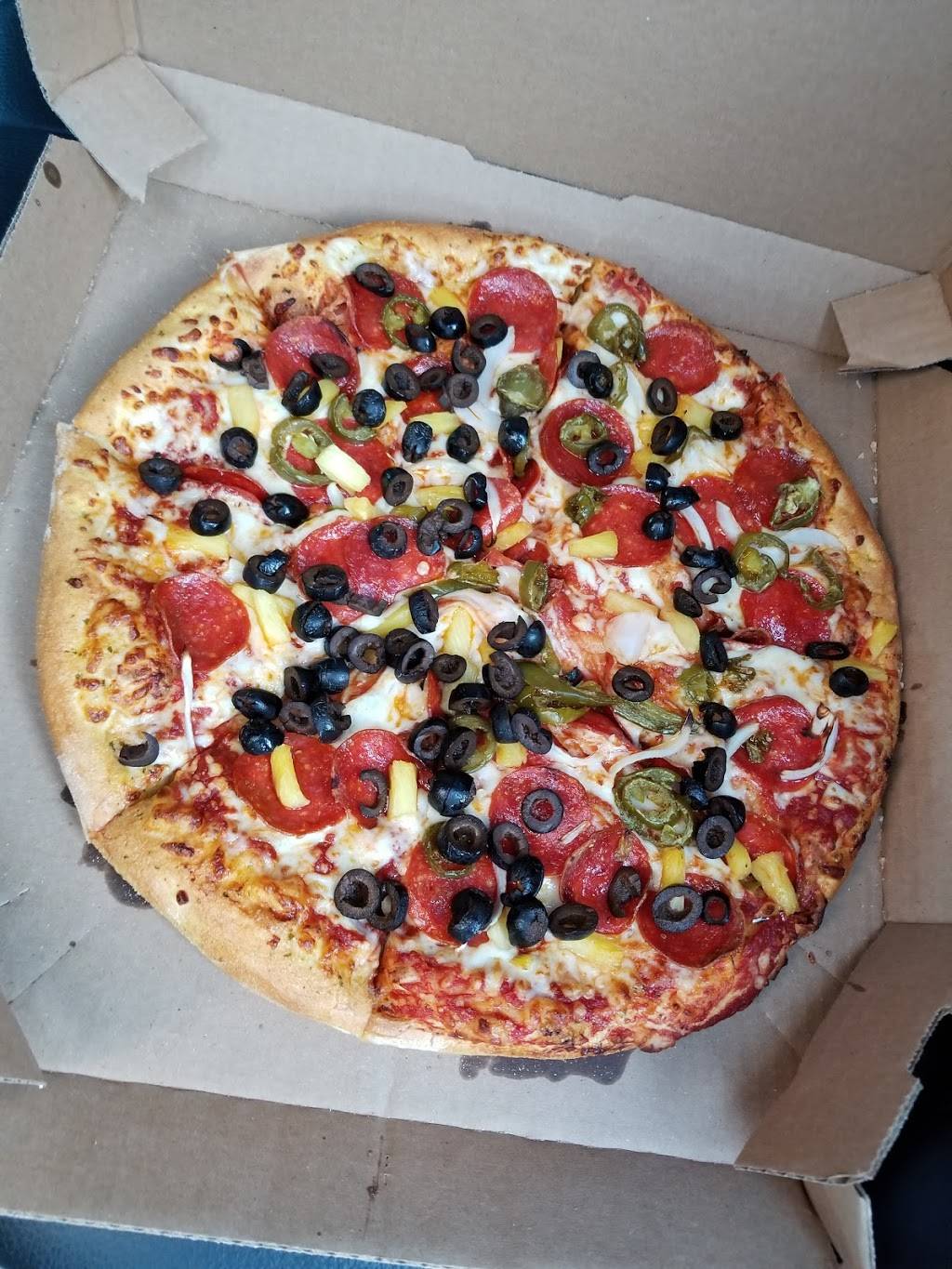 Dominos Pizza | meal delivery | 2315 E Valley Pkwy, Escondido, CA 92027, USA | 7602667555 OR +1 760-266-7555