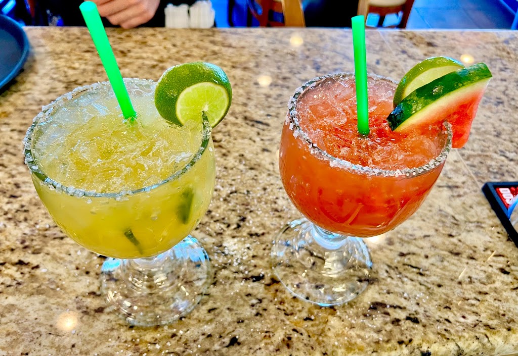 Los Cuates Cantina & Grill | restaurant | 8010 E 106th St, Tulsa, OK 74133, USA | 9189704434 OR +1 918-970-4434