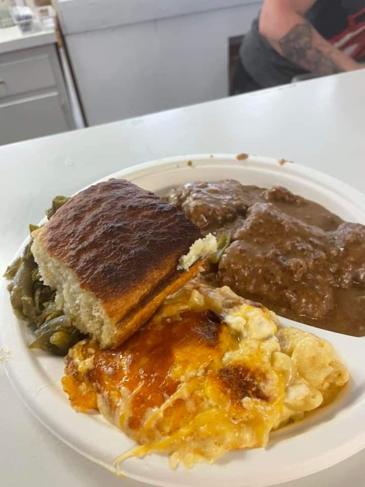 Gunters Family Kitchen & Catering | restaurant | 1499 W Memorial Hwy, Harmony, NC 28634, USA | 7045394549 OR +1 704-539-4549