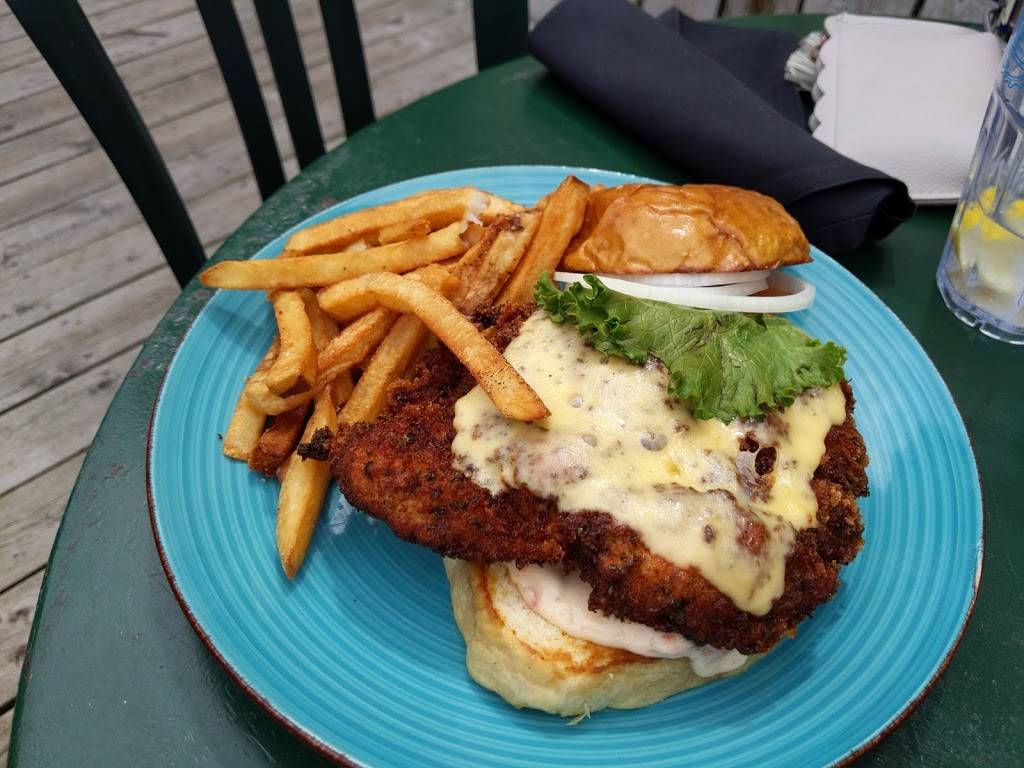 Cabbage Shed | restaurant | 198 Frankfort Ave, Elberta, MI 49628, USA | 2313529843 OR +1 231-352-9843