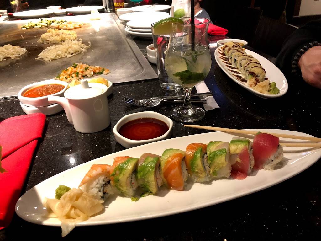 Benihana | restaurant | 875 N Michigan Ave, Chicago, IL 60611, USA | 3127803110 OR +1 312-780-3110