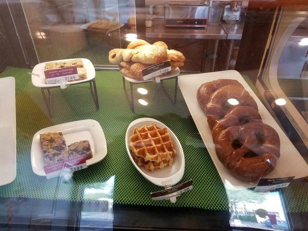 Jamba Juice Pueblo Anozira | restaurant | 1827 E Guadalupe Rd, Tempe, AZ 85283, USA | 4804915252 OR +1 480-491-5252