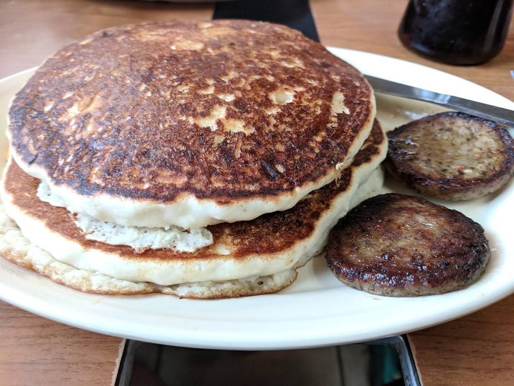 Smokey Hollow Restaurant | restaurant | 12367 Co Rd 42, Jemison, AL 35085, USA | 2056882532 OR +1 205-688-2532