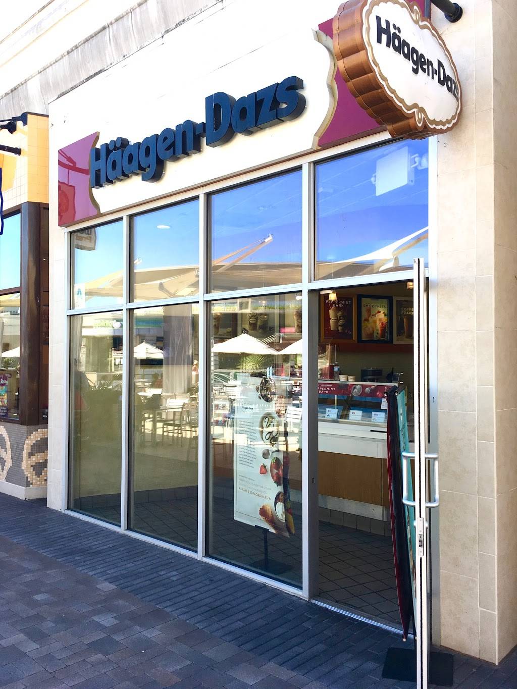 Haagen-Dazs | restaurant | 7007 Friars Rd, San Diego, CA 92108, USA | 6192970135 OR +1 619-297-0135